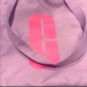 Clinique AND Tanger tote bundle